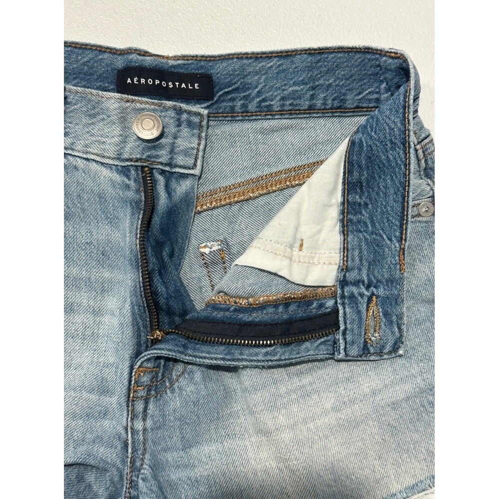 AEROPOSTALE Womens Denim Mom Shorts Light Wash Frayed Hem Size 00 - Picture 9 of 10